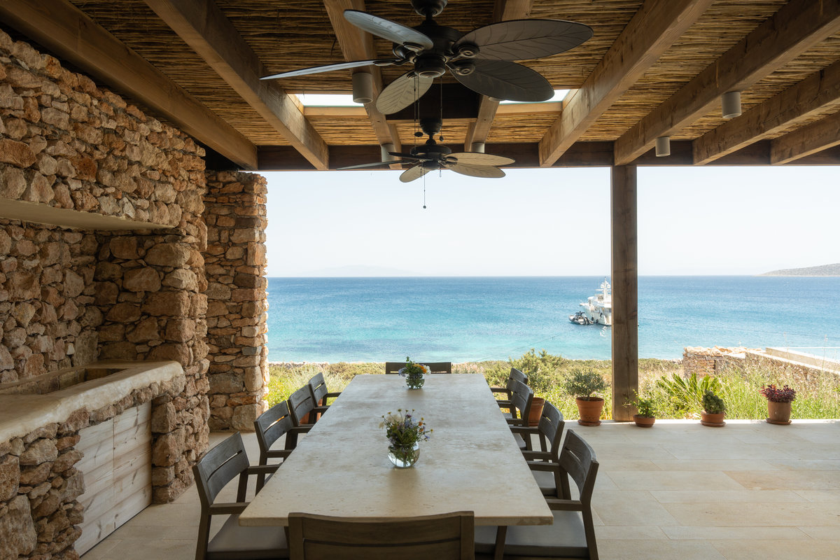 Villa Mayfly exterior